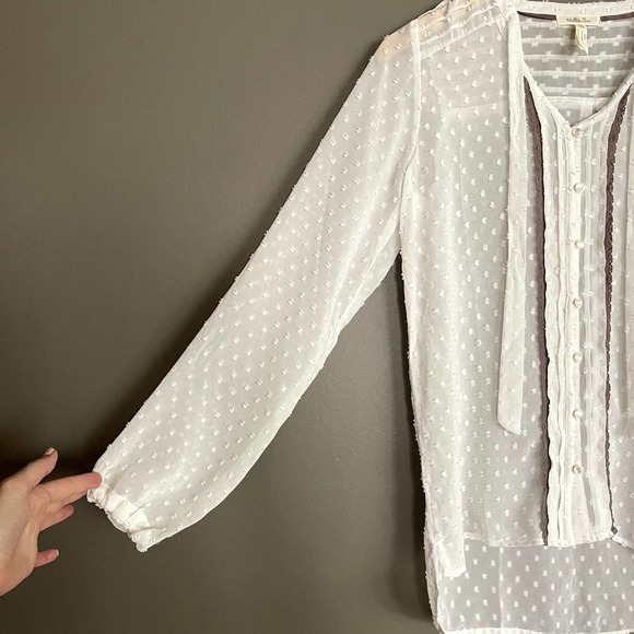 Matilda Jane Renae Top Size XS White Sheer Swiss Dot Print Button Down - Picture 10 of 14